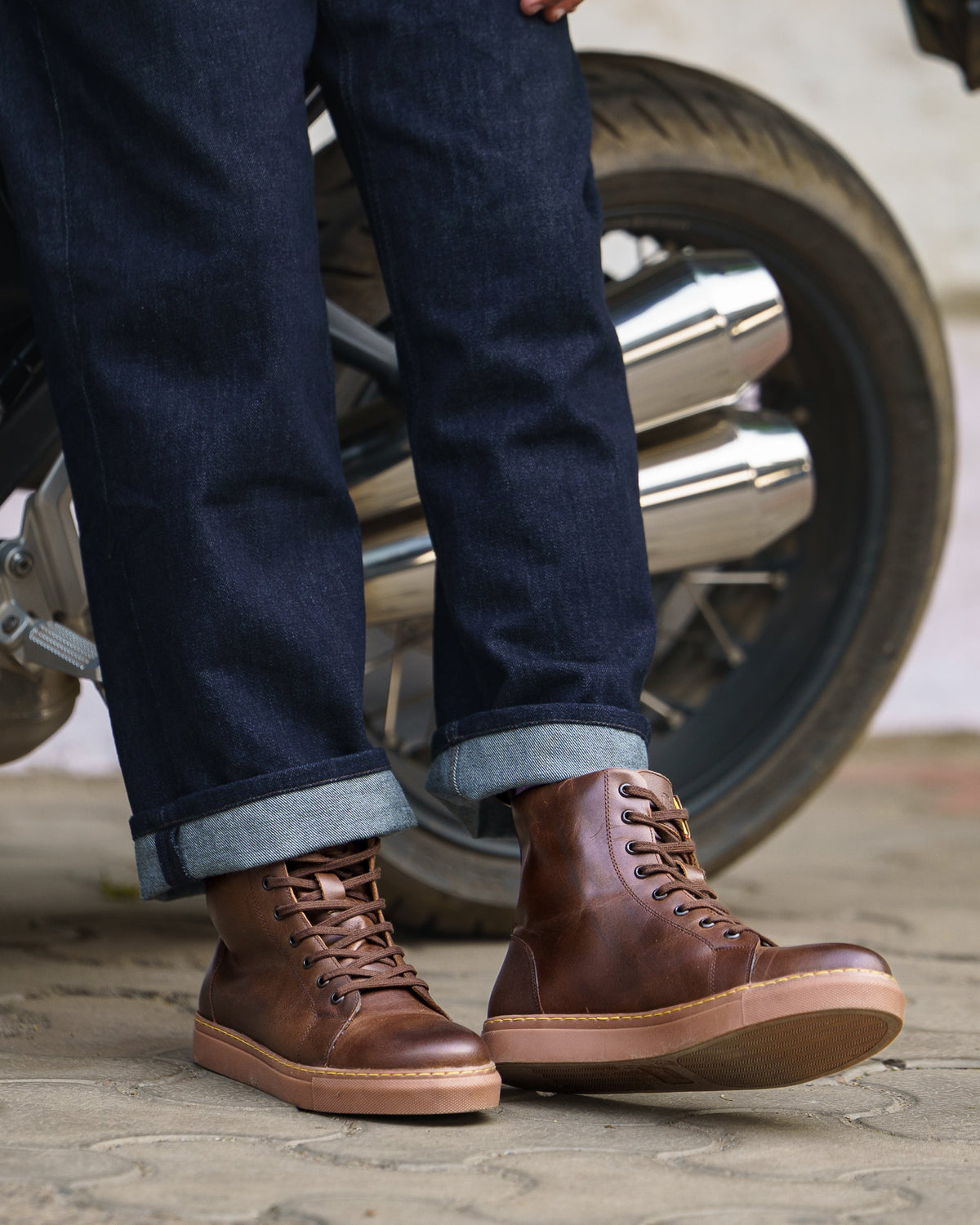 ESC: Men's Riding Sneakers