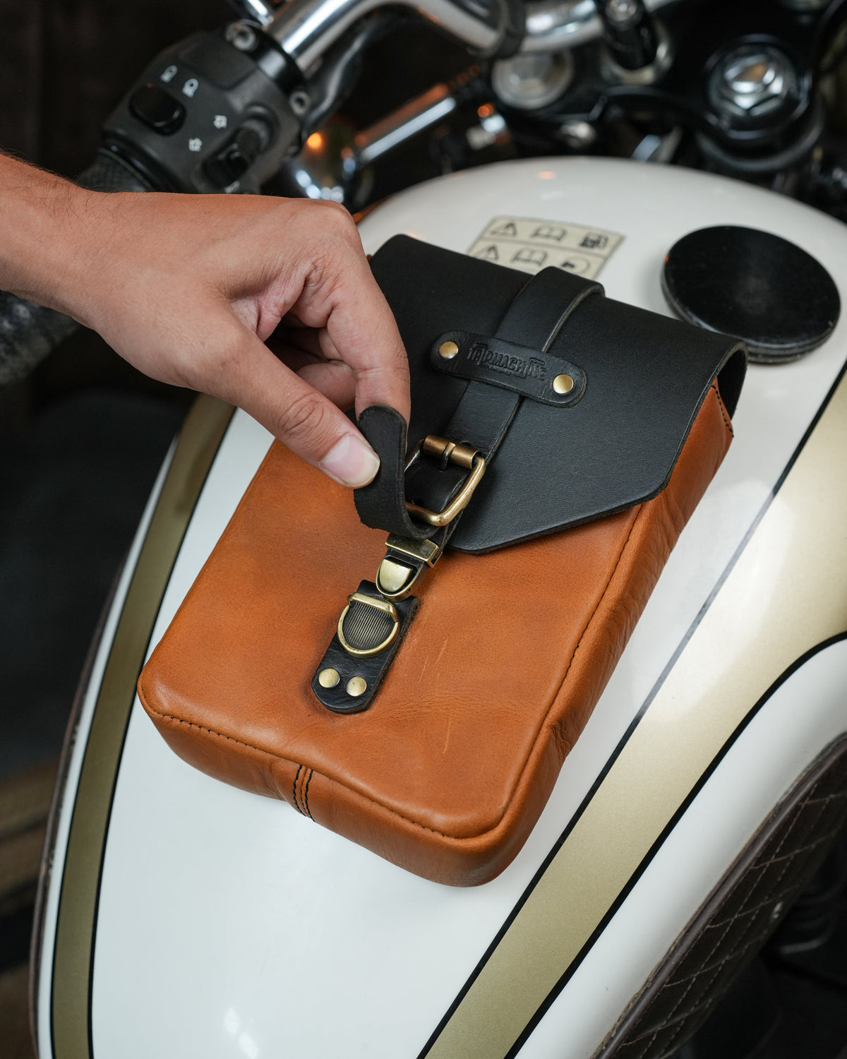 Tank Pouch