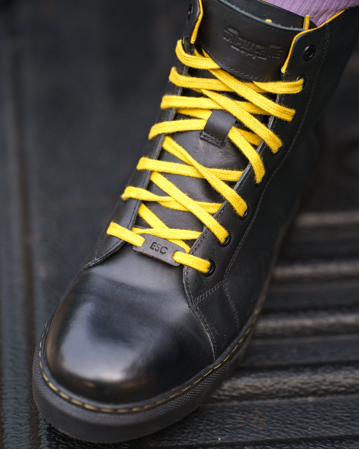 ESC: Men's Riding Sneakers