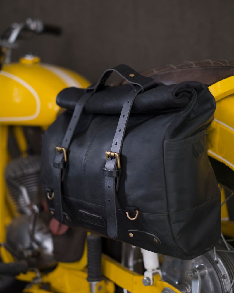 Outlaw Saddlebag