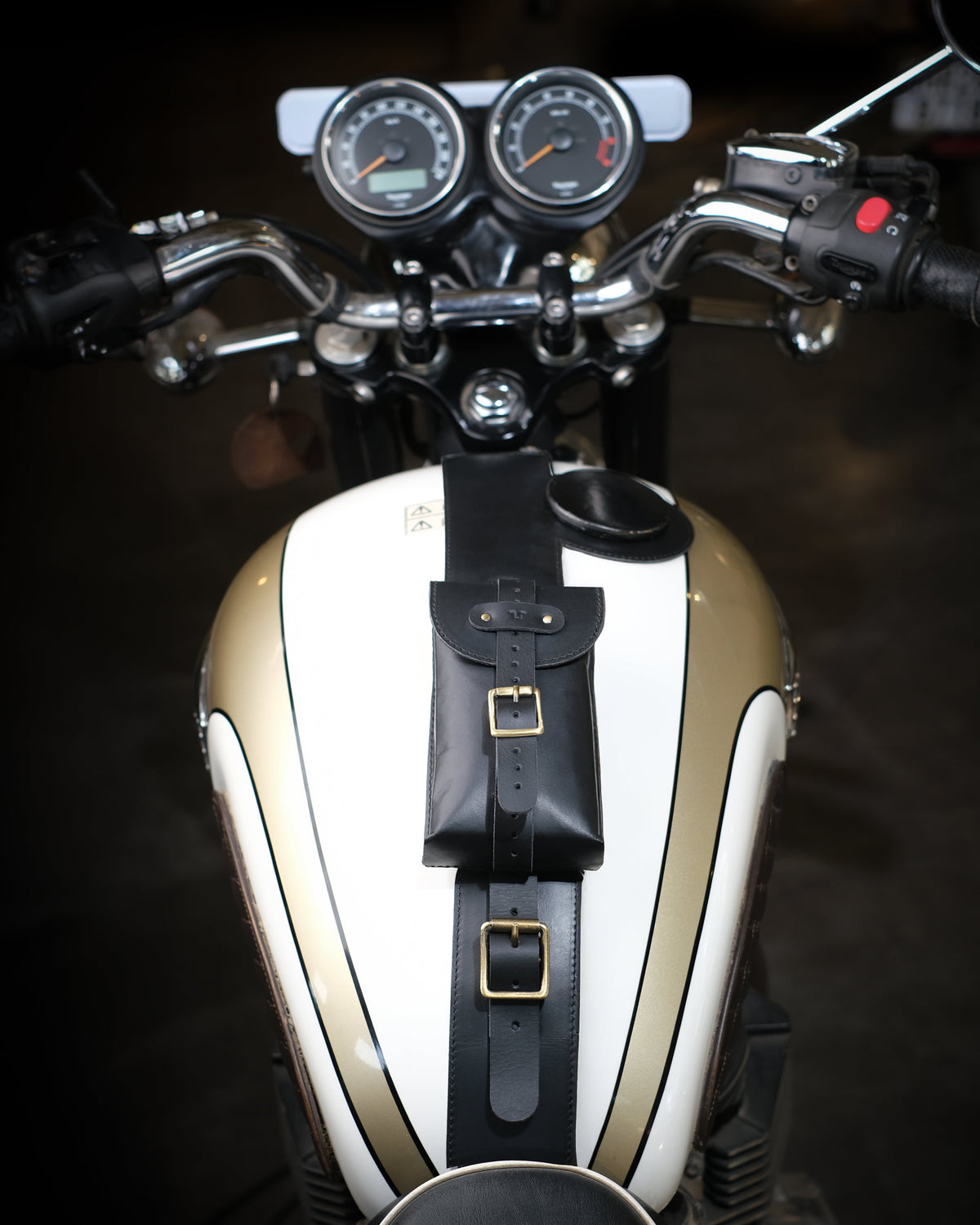 Triumph: Moto Exclusive Tank Strap