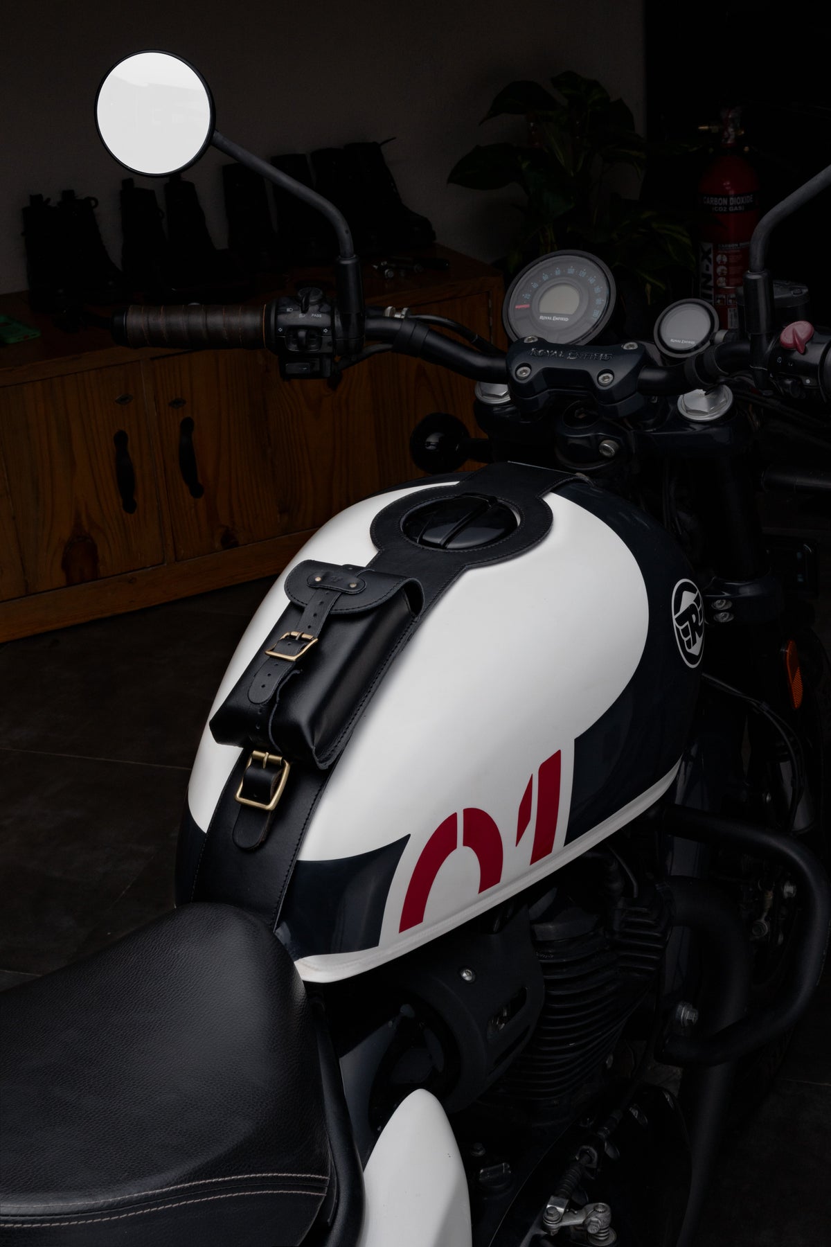 Tank Strap crafted to fit Shotgun 650